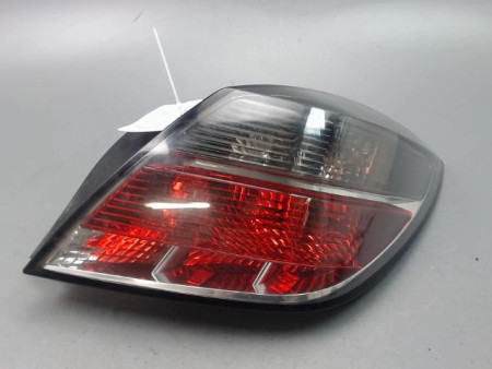 FEU ARRIERE DROIT OPEL ASTRA GTC III Phase 1 (H) 2005-2006