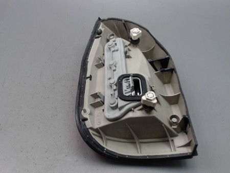 FEU ARRIERE DROIT OPEL ZAFIRA MONOSP. I (A) 1999-2005