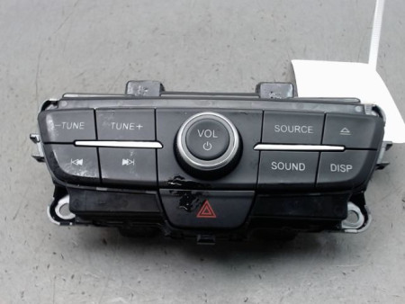 COMMANDE AUTORADIO FORD C-MAX