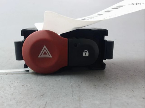 BOUTON DE WARNING RENAULT CLIO III Phase 2 2009-2014