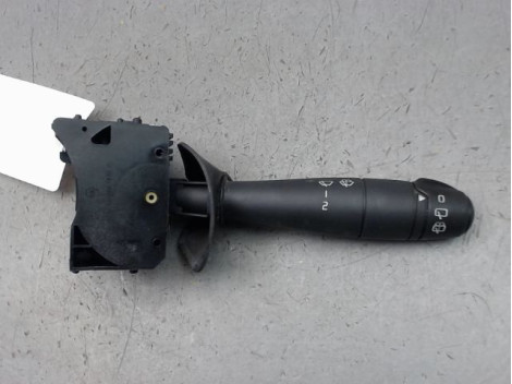 COMMANDE ESSUIE GLACE DACIA SANDERO I 2008-2012