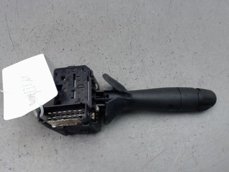 COMMANDE ESSUIE GLACE DACIA SANDERO I 2008-2012