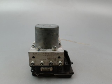 UNITE HYDRAULIQUE ABS TOYOTA VERSO 2010-