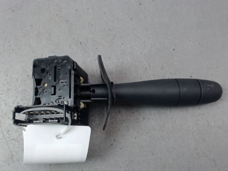 COMMANDE ESSUIE GLACE DACIA LOGAN BERL. I Phase 1 2005-2008