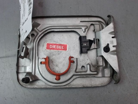 VOLET DE TRAPPE CARBURANT NISSAN ALMERA 2002-