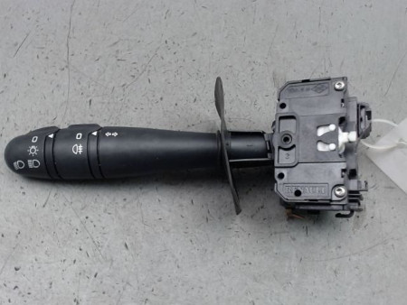 COMMANDE ECLAIRAGE RENAULT CLIO CAMPUS II Phase 2 2009-2012