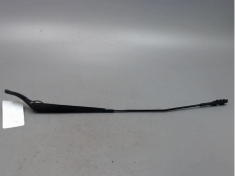 BRAS ESSUIE-GLACE AVANT DROIT CITROEN C3 AIRCR.
