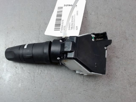 COMMANDE ESSUIE GLACE NISSAN NOTE