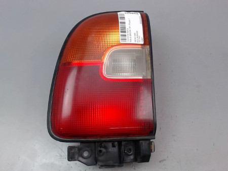 FEU ARRIERE GAUCHE  TOYOTA RAV4 BREAK I Phase 1 1994-1997