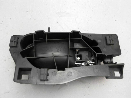 POIGNEE INTERIEURE PORTE AVANT GAUCHE PEUGEOT 407 BERL. Phase 1 2004-2008