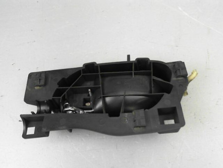 POIGNEE INTERIEURE PORTE AVANT DROIT PEUGEOT 407 BERL. Phase 1 2004-2008