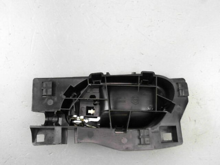 POIGNEE INTERIEURE PORTE AVANT DROIT PEUGEOT 208