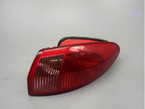 FEU ARRIERE DROIT ALFA ROMEO 147
