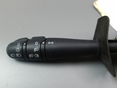 COMMANDE ECLAIRAGE RENAULT CLIO CAMPUS II Phase 1 2006-2009