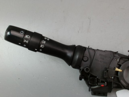 COMMANDE ECLAIRAGE TOYOTA VERSO 2010-