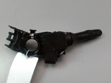 COMMANDE ECLAIRAGE TOYOTA VERSO 2010-