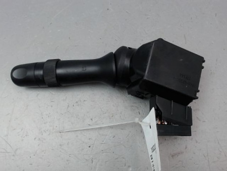 COMMANDE ESSUIE GLACE TOYOTA VERSO 2010-