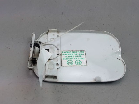 VOLET DE TRAPPE CARBURANT DACIA SANDERO I 2008-2012