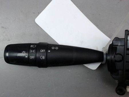 COMMANDE ECLAIRAGE SUZUKI SWIFT III 2005-2011