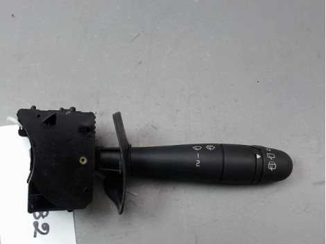 COMMANDE ESSUIE GLACE DACIA SANDERO I 2008-2012