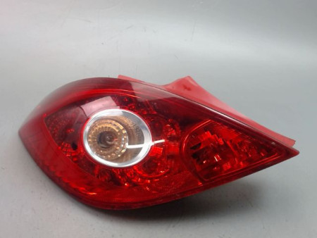 FEU ARRIERE GAUCHE  OPEL CORSA IV Phase 2 (D) 2011-2015