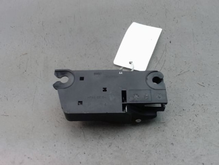 POIGNEE INTERIEURE PORTE ARRIERE DROIT FORD CMAX MONOSP. I Phase 2 2007-2010