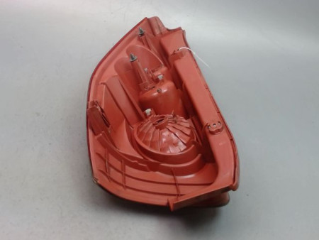FEU ARRIERE DROIT MAZDA 5 MONOSP. I Phase 1 2005-2008