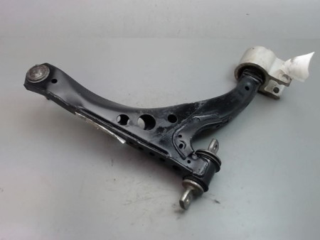 TRIANGLE INFERIEUR AVANT GAUCHE OPEL ASTRA 2004-