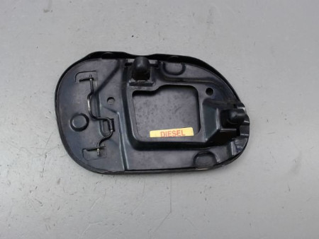 VOLET DE TRAPPE CARBURANT MG ZT 2004-