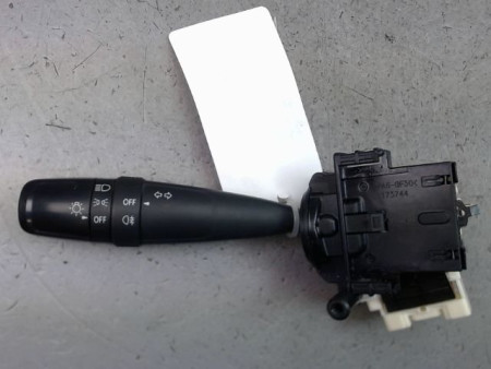 COMMANDE ECLAIRAGE SUZUKI SWIFT III 2005-2011