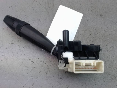 COMMANDE ECLAIRAGE SUZUKI SWIFT III 2005-2011