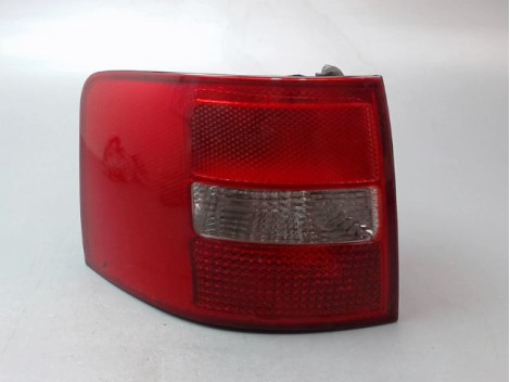 FEU ARRIERE GAUCHE  AUDI A4 AVANT I Phase 2 1999-2001