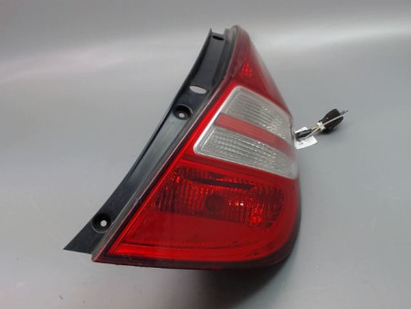 FEU ARRIERE DROIT HYUNDAI I 30 I Phase 1 2007-2010