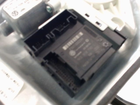 MECANISME+MOTEUR LEVE-GLACE AVANT DROIT VOLKSWAGEN JETTA BERL. III 2005-2010