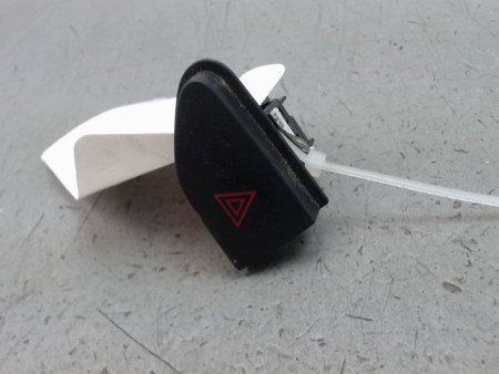 BOUTON DE WARNING RENAULT CLIO IV Phase 1 2012-...