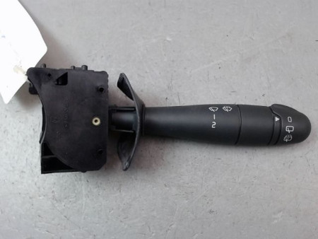 COMMANDE ESSUIE GLACE DACIA SANDERO I 2008-2012