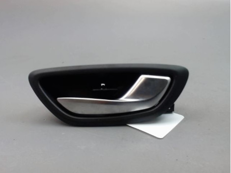 POIGNEE INTERIEURE PORTE AVANT DROIT RENAULT MEGANE IV PHASE 1 2015-
