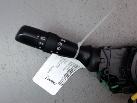 COMMANDE ECLAIRAGE TOYOTA YARIS 2005-
