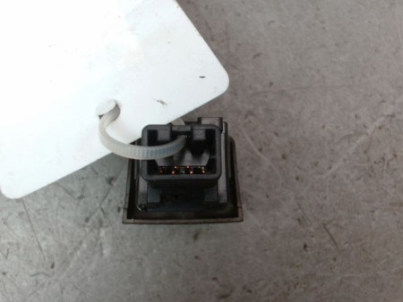 BOUTON DE WARNING NISSAN MICRA III Phase 2 2005-2007