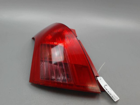 FEU ARRIERE GAUCHE  SUZUKI SWIFT III 2005-2011
