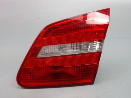 FEU ARRIERE INTERIEUR DROIT MERCEDES CLASSE B 2008-