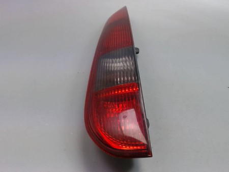FEU ARRIERE GAUCHE  FORD FOCUS SW II Phase 2 2008-2010