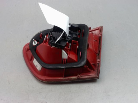 FEU ARRIERE INTERIEUR GAUCHE SEAT IBIZA 2008-
