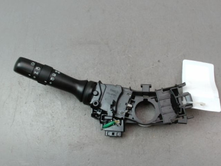 COMMANDE ECLAIRAGE TOYOTA YARIS 2005-