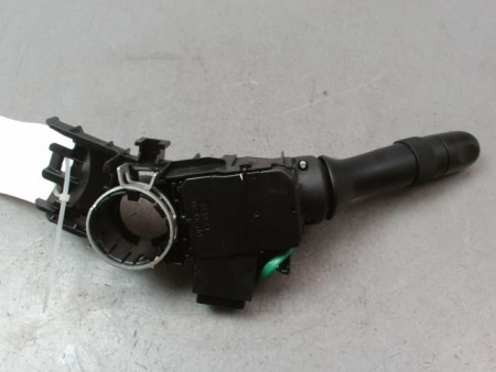 COMMANDE ECLAIRAGE TOYOTA YARIS 2005-