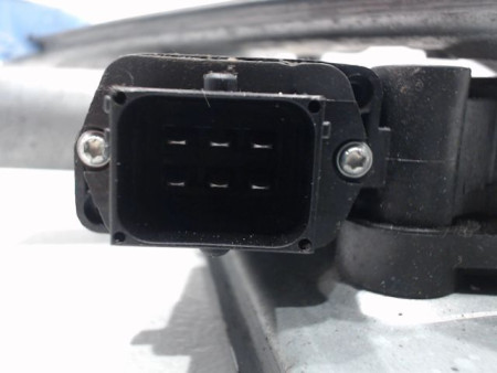 MECANISME+MOTEUR LEVE-GLACE AVANT DROIT OPEL CORSA