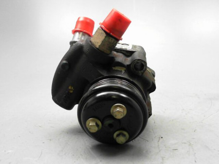 POMPE DIRECTION ASSISTEE FORD MONDEO