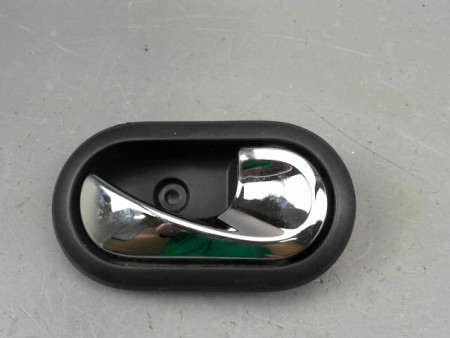 POIGNEE INTERIEURE PORTE AVANT DROIT DACIA LODGY BREAK 2012-...