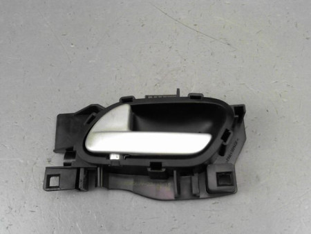 POIGNEE INTERIEURE PORTE AVANT GAUCHE PEUGEOT 207 2006-2013