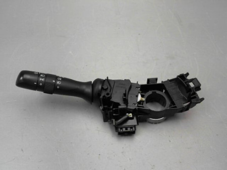 COMMANDE ECLAIRAGE TOYOTA IQ 2008-
